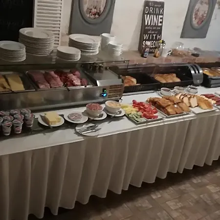 Rusztika Apartman *